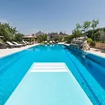 Apartment Family Friendly With A Swimming Pool - 20859 *