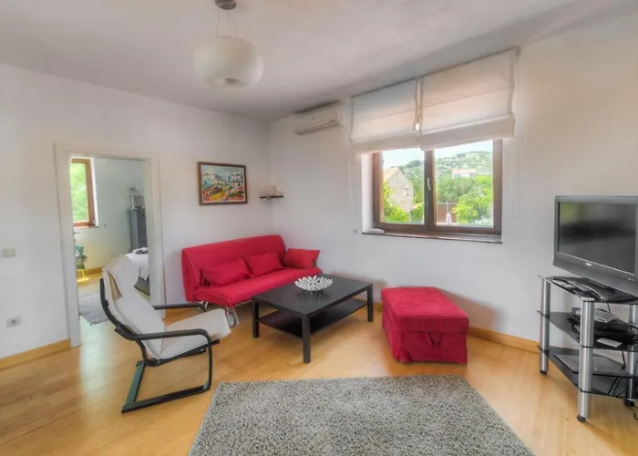 Family Friendly With A Swimming Pool - 20859 Murter